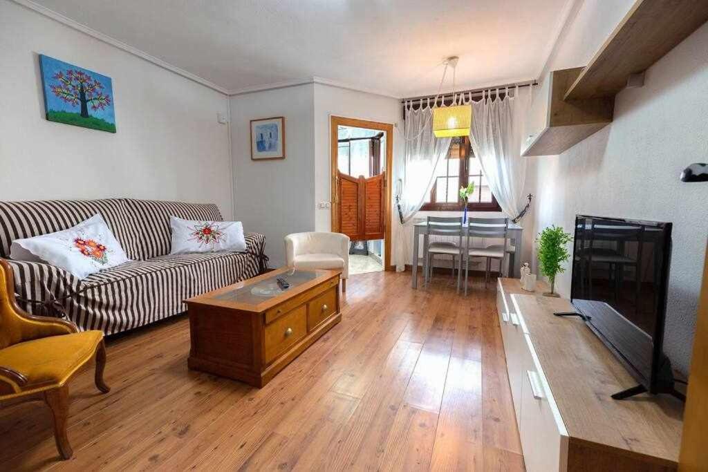 El Apartamentin De Lastres Exterior foto